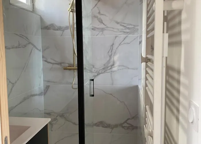 Molene -apt 2- Vue Apartment Woignarue